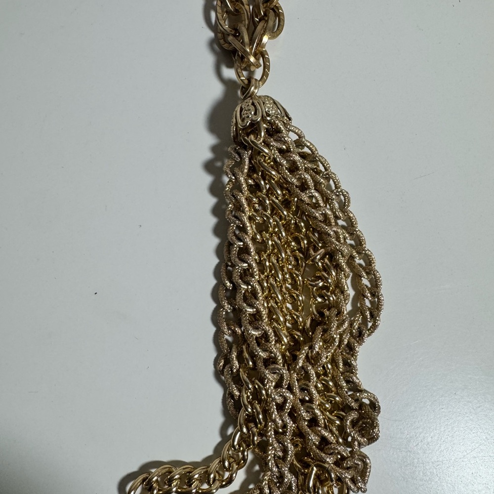 Vintage Gold Chain Necklace w/Tassel‎ - Picture 2 of 3